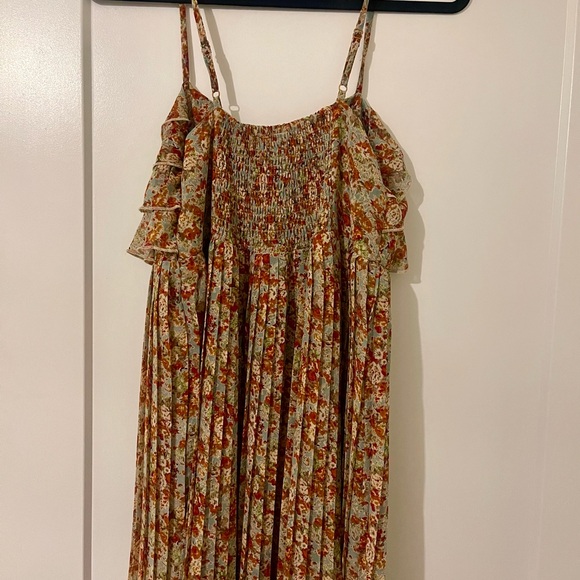 Frilly ruffled sundress - Picture 3 of 3